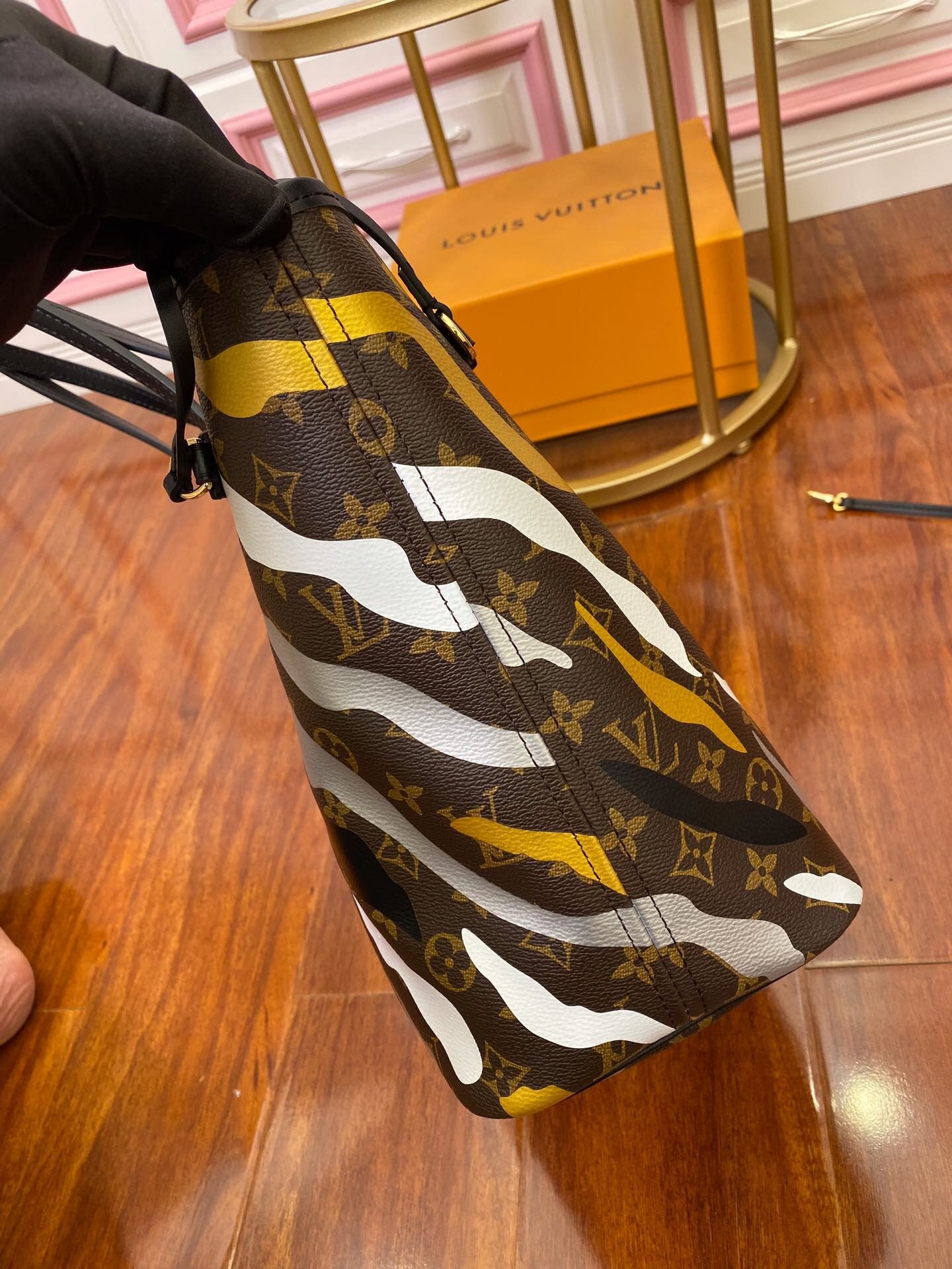 M45201 LVXLOL NEVERFULL 英雄联盟购物袋