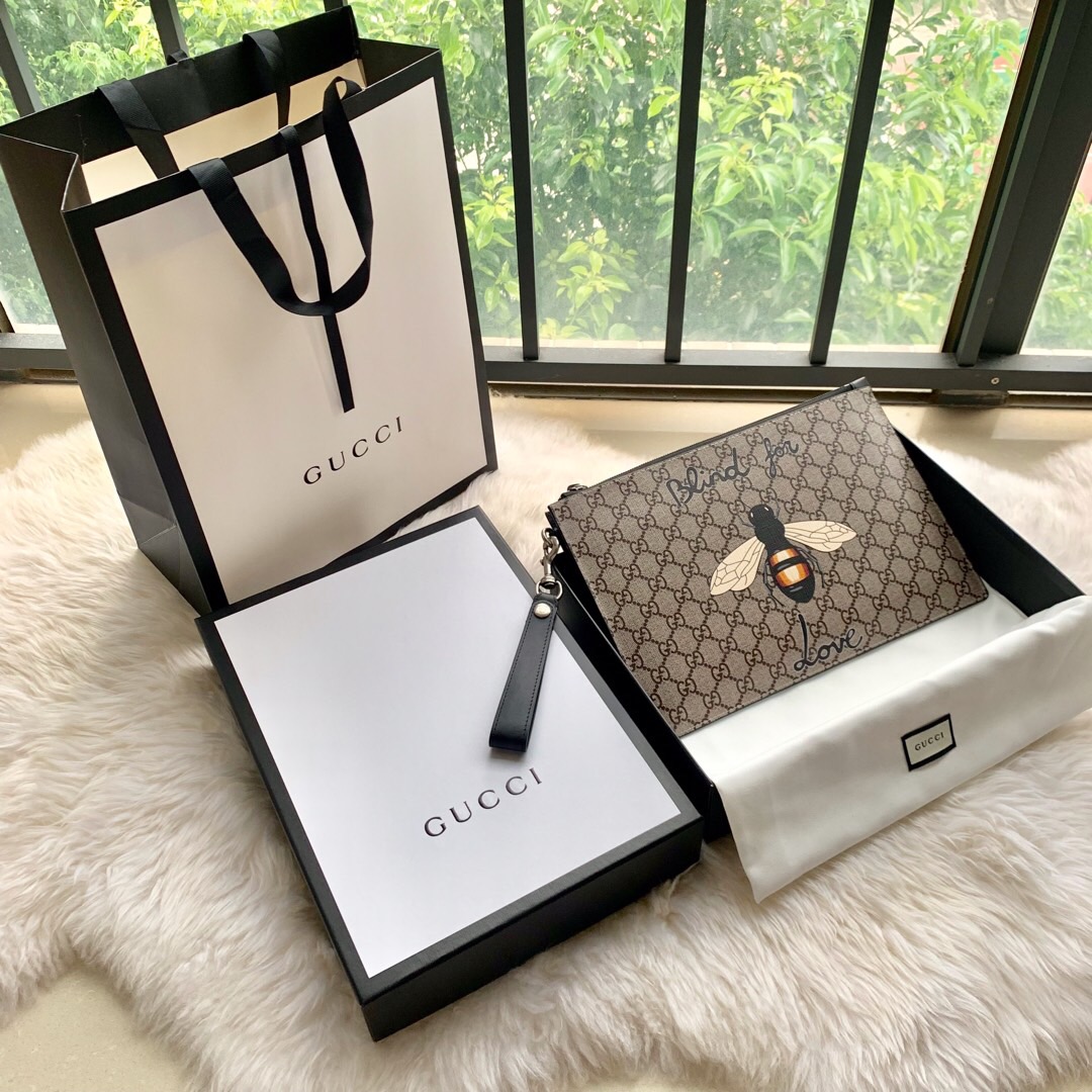 Gucci/古驰 蜜蜂印花高级人造帆布手拿包 473904 9CD1N 8666