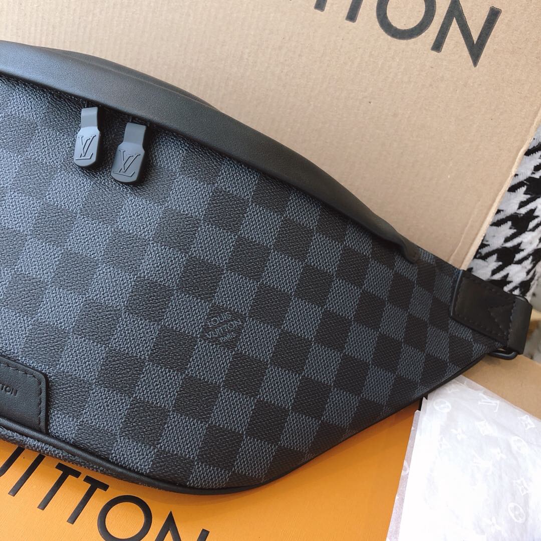 LV N40187 Damier Graphite涂层帆布Discovery腰包