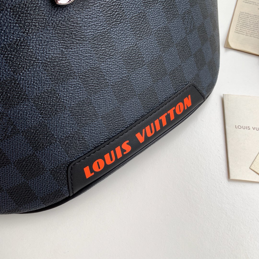 LV N40161 Damier Cobalt Race涂层帆布Discovery腰包