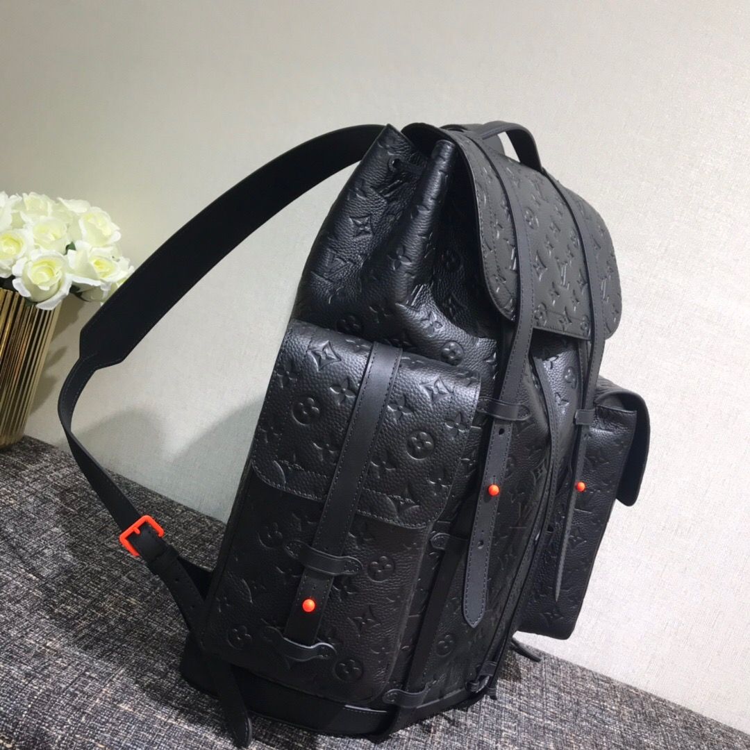 LV M53285 黑色Taurillon皮革Christopher大号双肩包