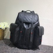 LV M53285 黑色Taurillon皮革Christopher双肩包