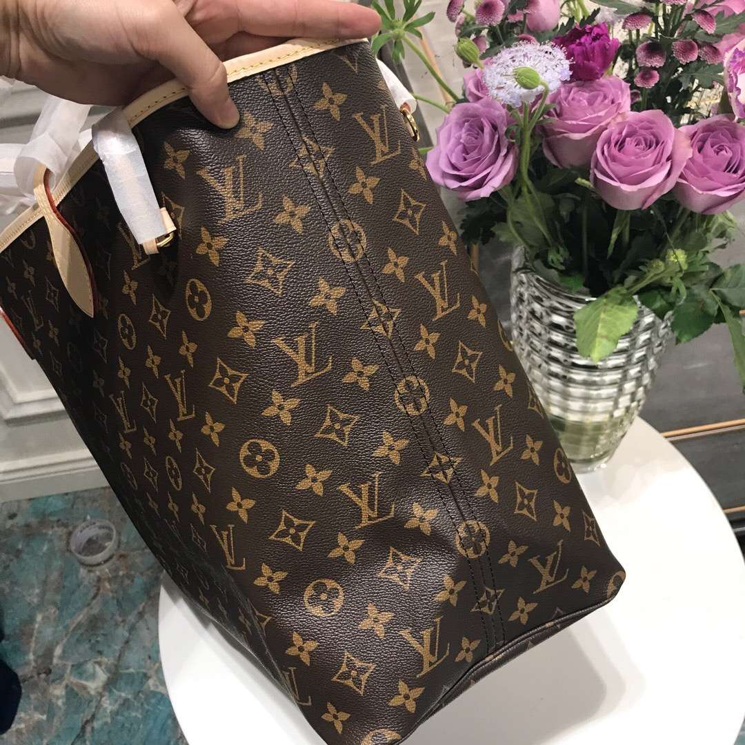 LV NEVERFULL 大号手袋购物袋 M40990 杏色内里