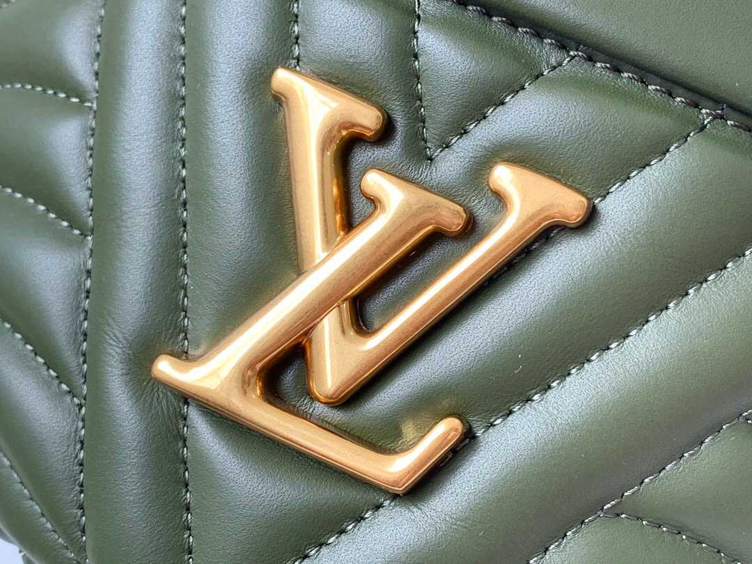 LV M55528 NEW WAVE BUMBAG 腰包