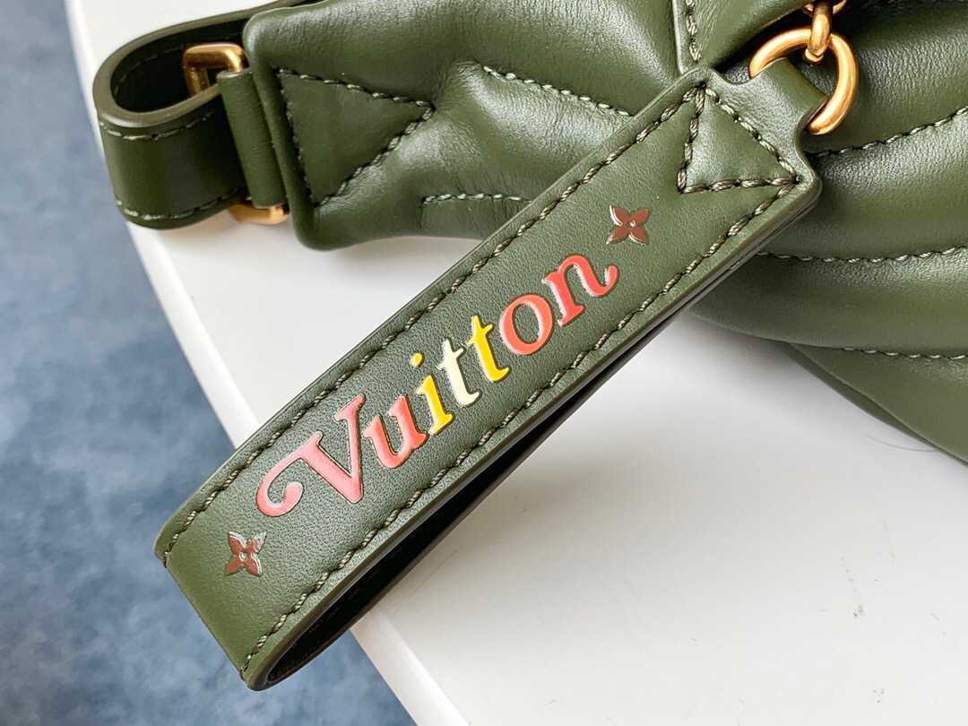LV M55528 NEW WAVE BUMBAG 腰包