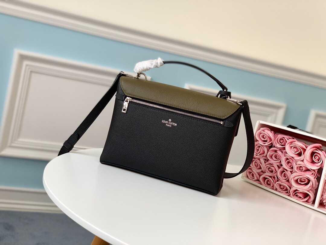 LV M55323 软粒面小牛皮MYLOCKME手袋