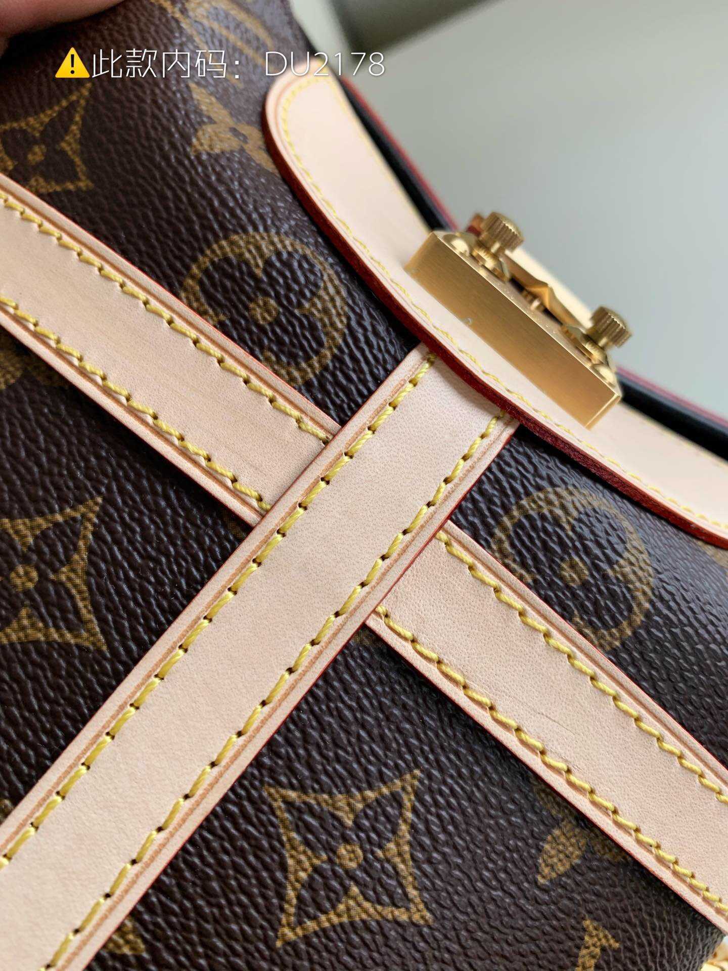 LV M43587 DUFFLE 手袋 圆筒薯条包