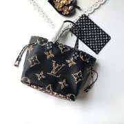 LV M44676 丛林系列豹纹Neverfull中号购物袋