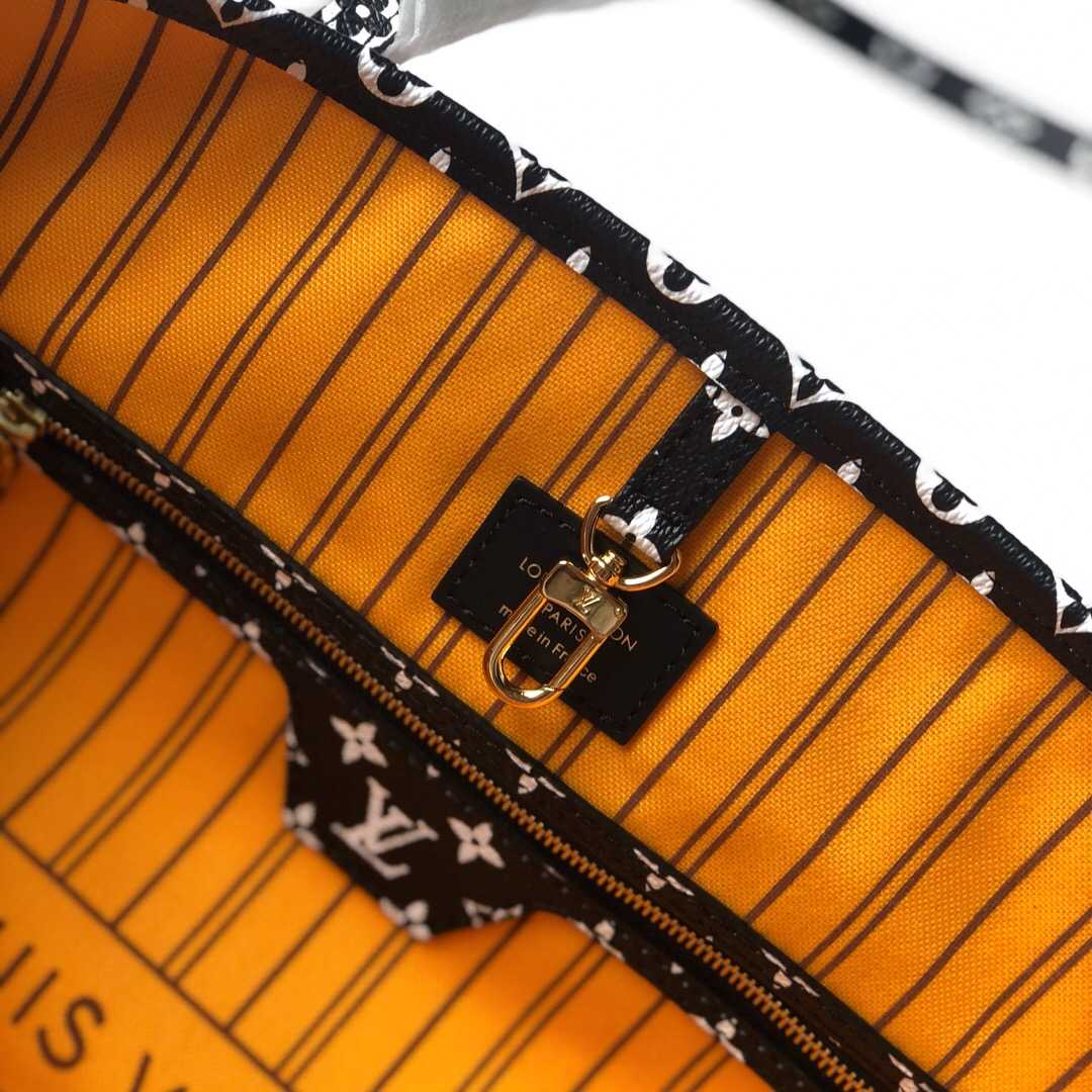 LV M44676 丛林系列豹纹Neverfull中号购物袋