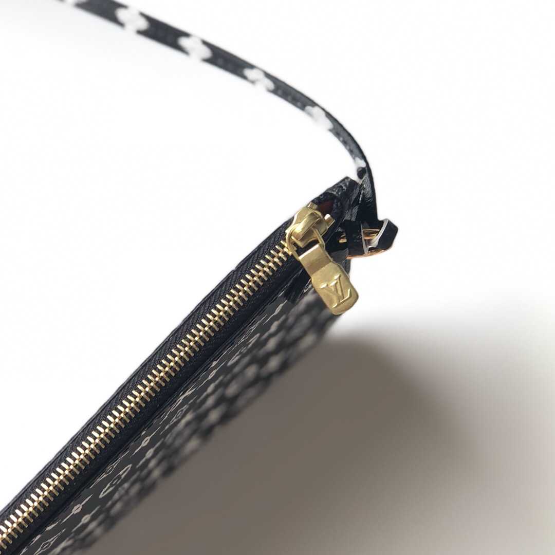 LV M44676 丛林系列豹纹Neverfull中号购物袋