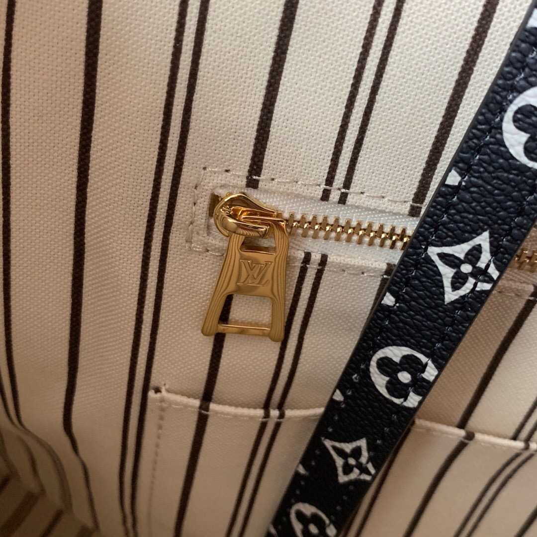 LV 19新款丛林系列ONTHEGO购物袋单肩手提包 M44675
