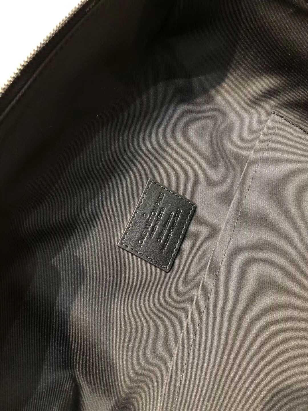 LV M30337 Soft Trunk 彩虹X图案小号双肩包