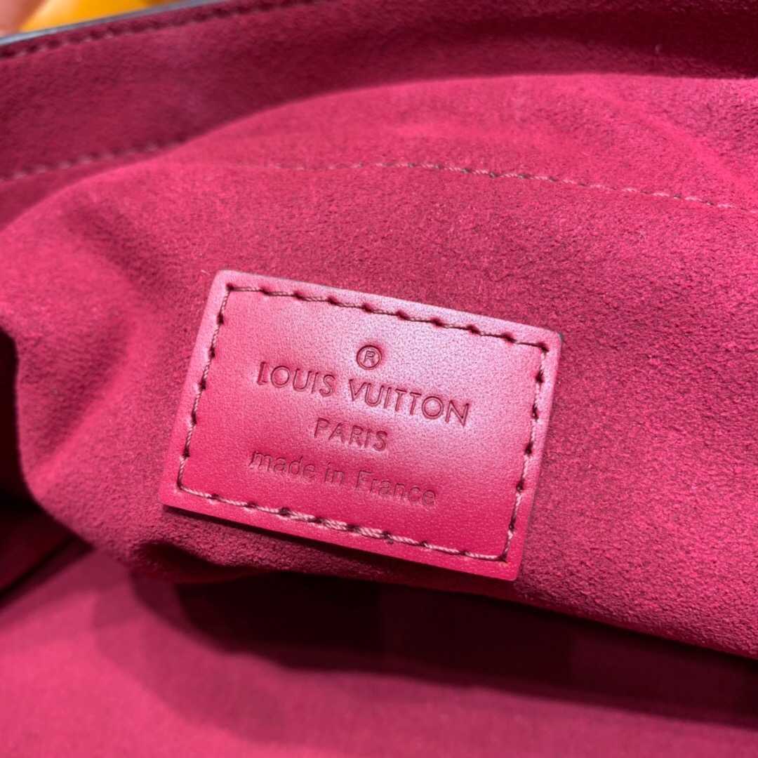 LV M43445 多功能经典老花Noé收纳袋