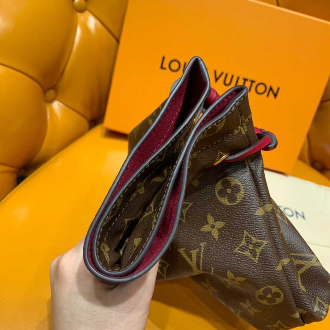 LV M43445 多功能经典老花Noé收纳袋
