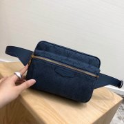 LV M44741 19新款海军蓝牛仔布Outdoor腰包胸包