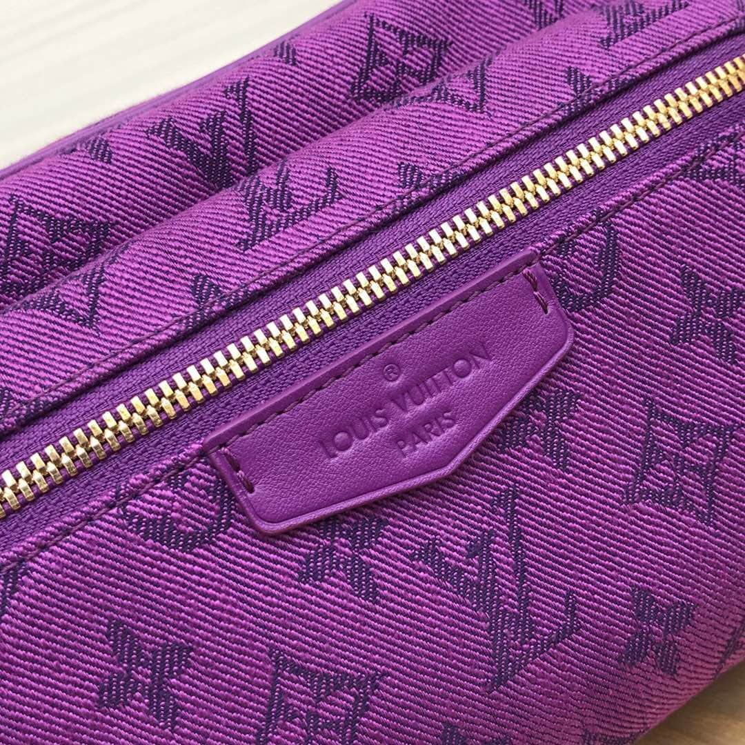 LV 2019新款紫色牛仔布Outdoor腰包胸包 M44624