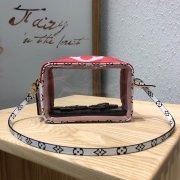 LV M67601 2019新款红色海滩手拿包