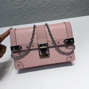 LV M67508 水波纹芭蕾粉TRUNK链条包