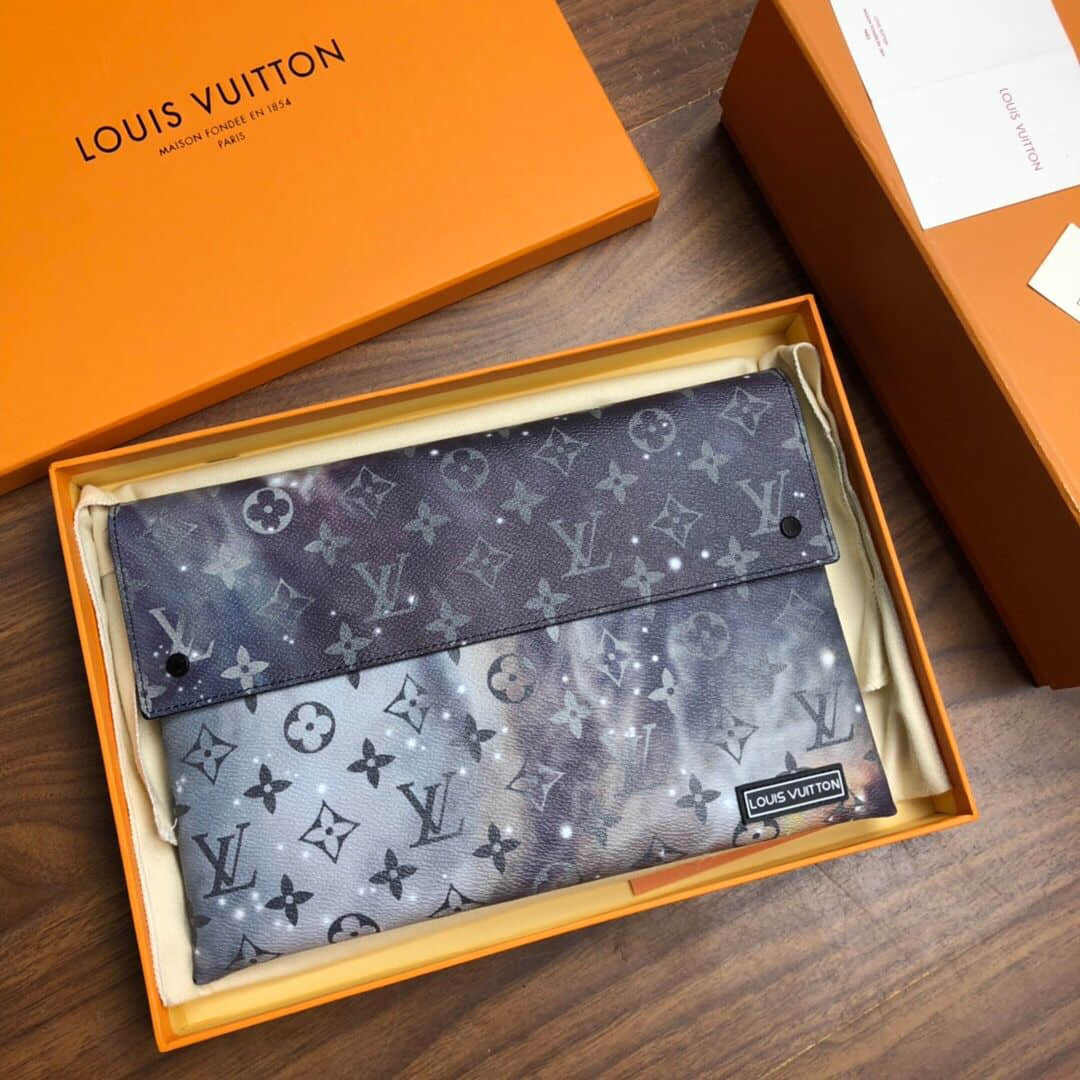 LV M44177 POCHETTE ALPHA 星空手包 (北京SKP限定款)