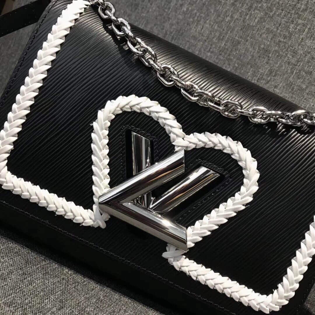 LV/路易威登 18新款 爱心形编织 Twist手袋 M54286 M53126