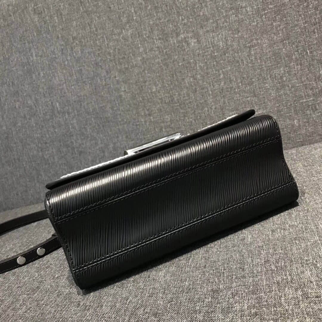 LV/路易威登 18新款 爱心形编织 Twist手袋 M54286 M53126