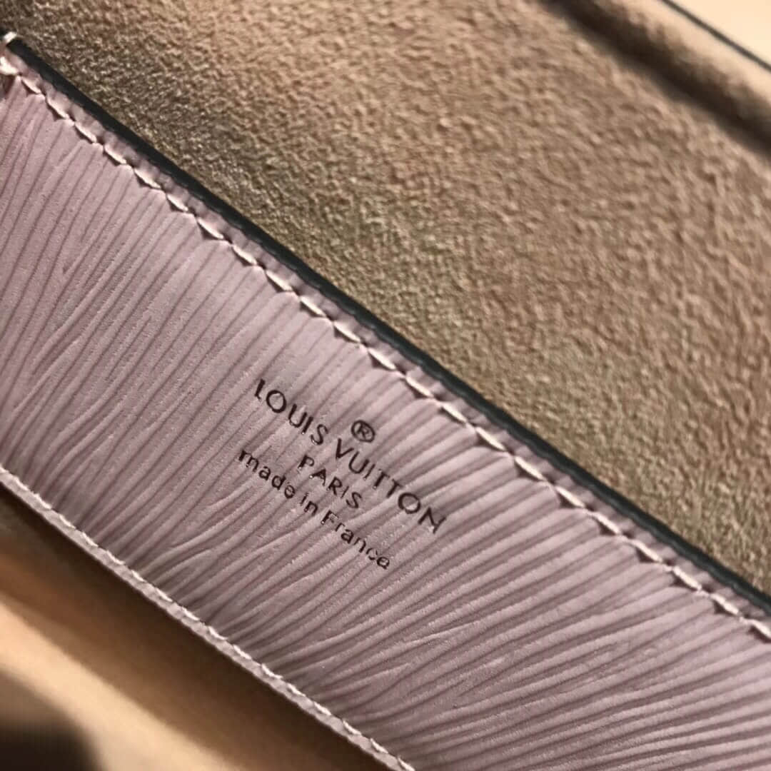 LV/路易威登 18新款 爱心形编织 Twist手袋 M54286 M53126