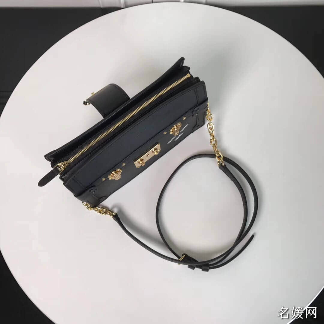LV/路易威登 18新款 Trunk手袋/手拿包 M52151 M53052