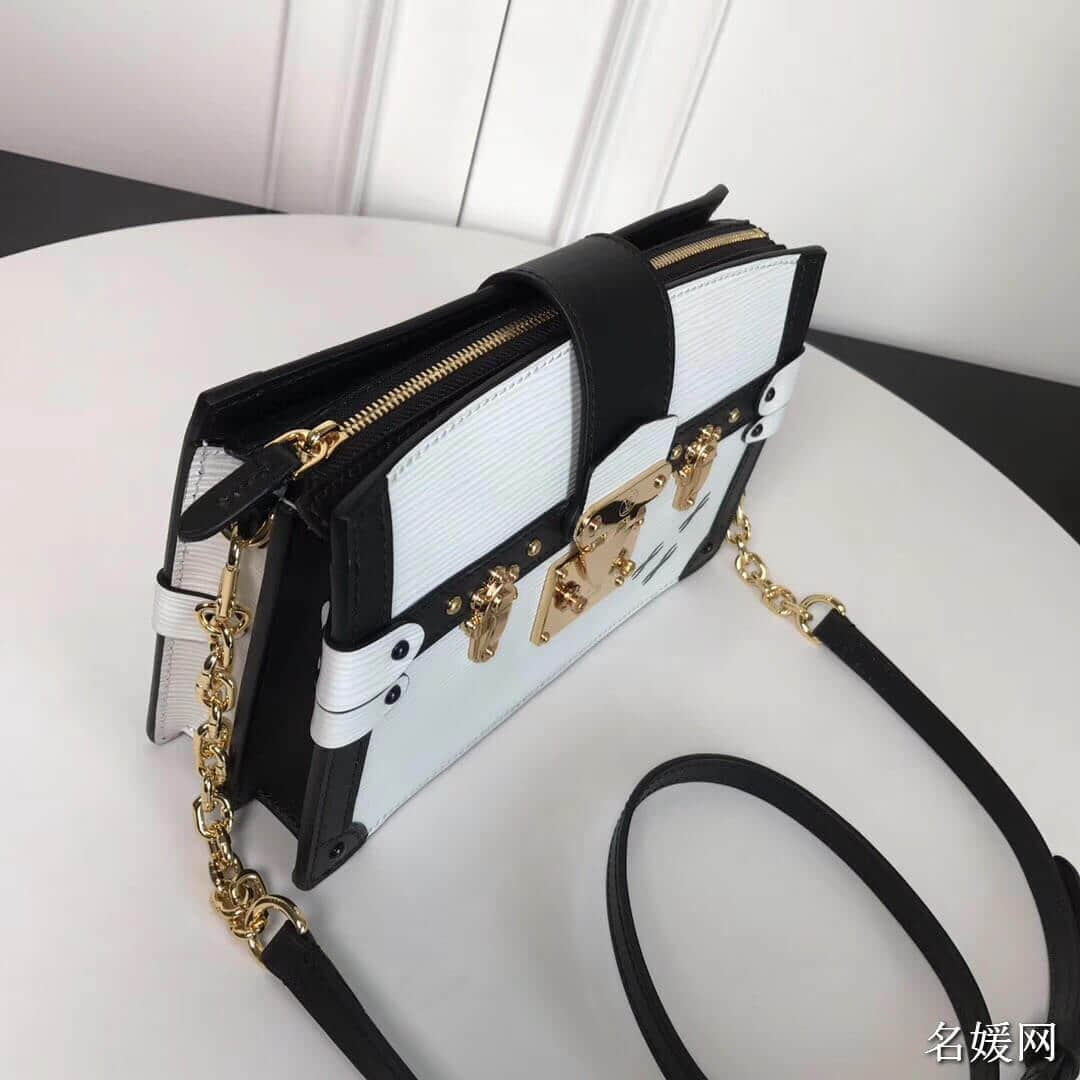 LV/路易威登 18新款 Trunk手袋/手拿包 M52151 M53052