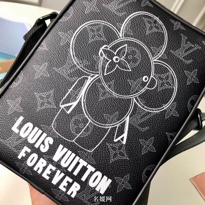 LV/路易威登18日本限定款Vivienne FOREVER太阳花图案单肩斜挎相机包M43677