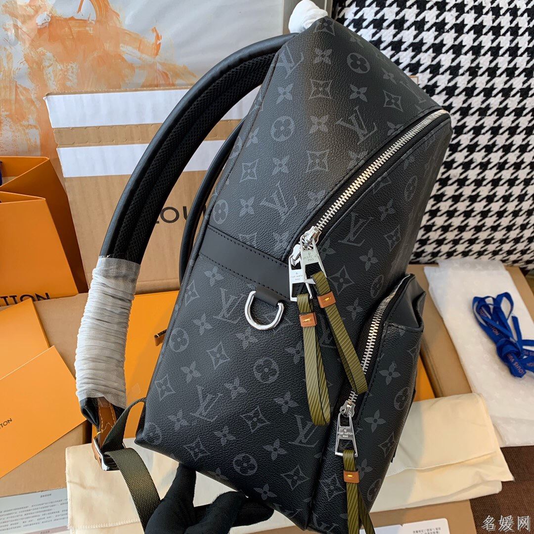 lv m45218 2020ss新款男士apollo徽章双肩包背包