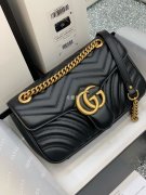 Gucci/古驰 443497 女士GG Marmont中号链条单肩