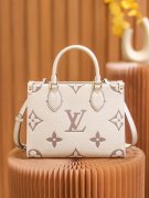 LV M45654 OnTheGo PM Bag