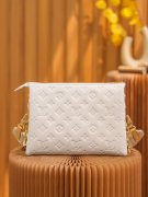 LV M57793 Coussin PM 单肩包