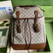 Gucci 696013 饰互扣式双G中号背包