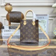 LV M81295 PETIT SAC PLAT 手袋