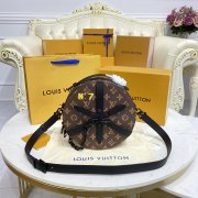LV M59706 WHEEL BOX 手袋