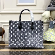LV M59608 ONTHEGO 中号手袋