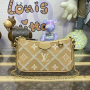 LV M81137 EASY POUCH ON STRAP 手袋