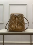 LV M46029 NÉONOÉ 中号手袋