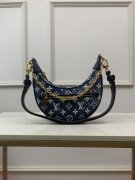 LV M81166 LOOP 手袋