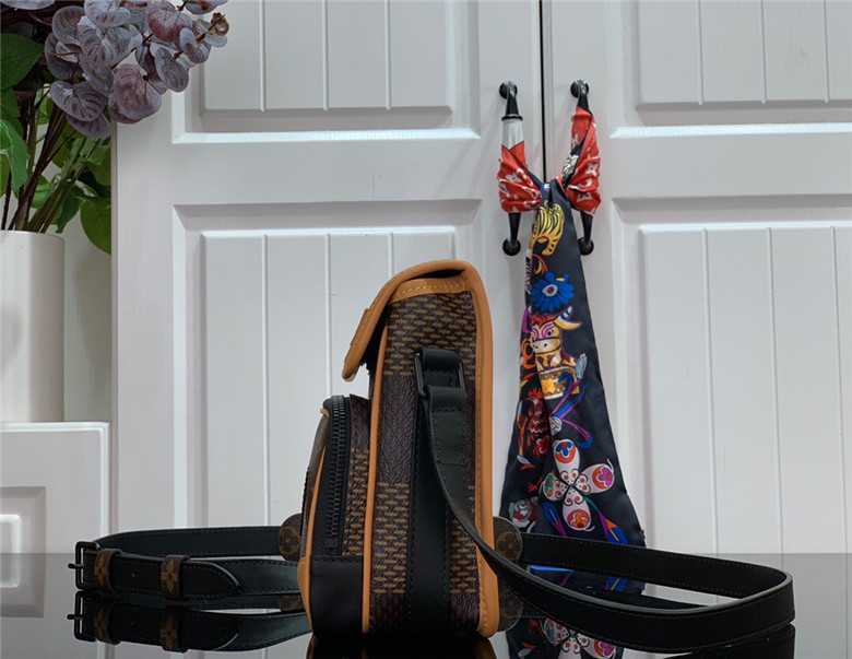 LV X NIGO N40357 NANO AMAZONE 邮差包